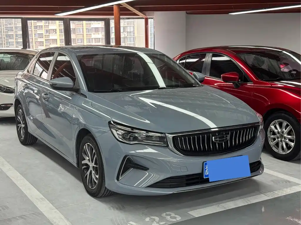 Geely Emgrand 2023