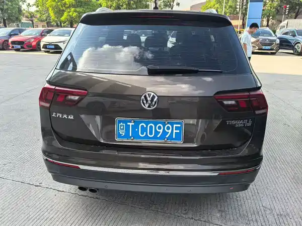 Volkswagen Tiguan L 2018