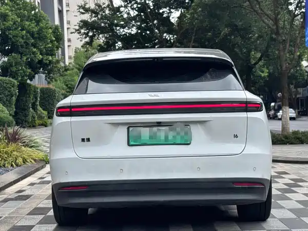Li Auto i6 2026