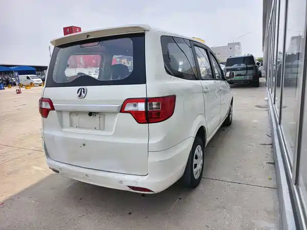 BAIC M20 2015
