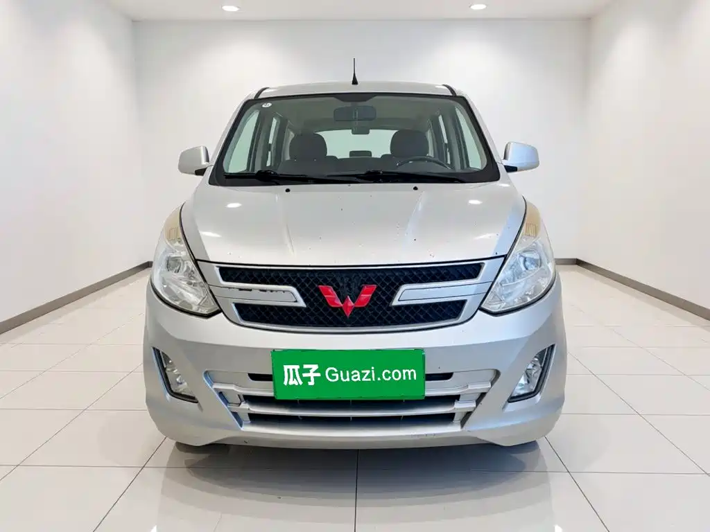 Wuling Rongguang V 2015 — фото 2
