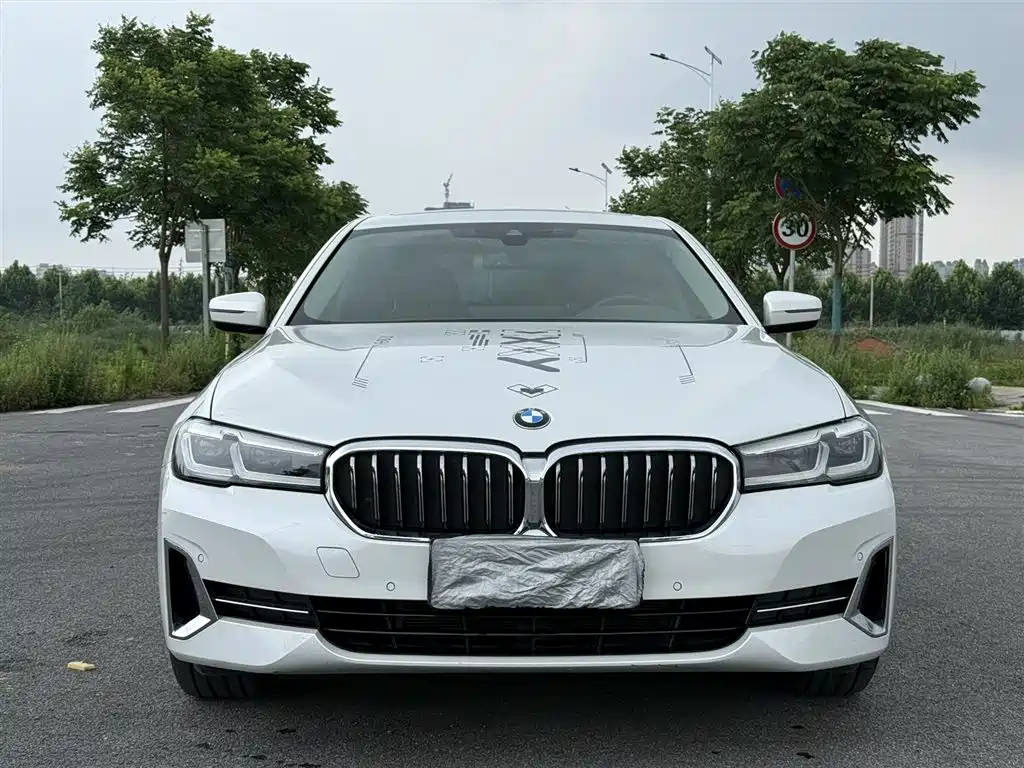 BMW 5 Series 2023