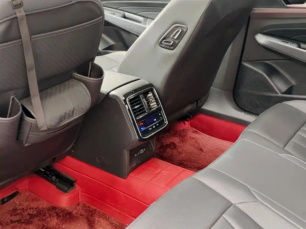 Volkswagen Passat 2025 — фото 9