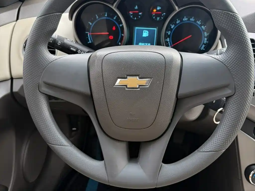 Chevrolet Cruze 2017 — фото 18