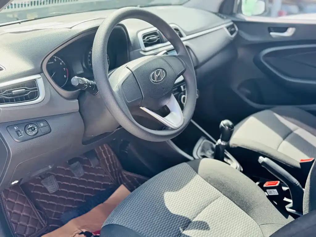 Hyundai Verna 2019 — фото 9