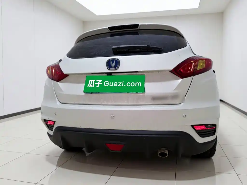Changan Eado XT 2017 — фото 3