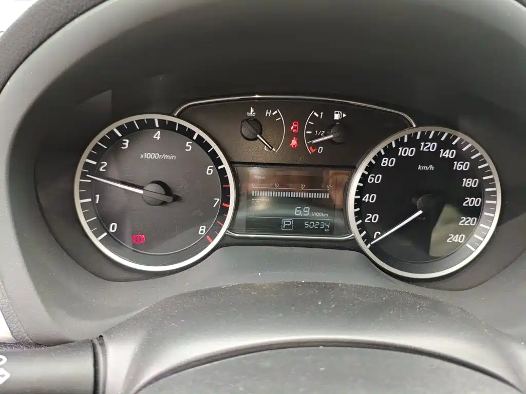 Nissan Sylphy 2018 — фото 12