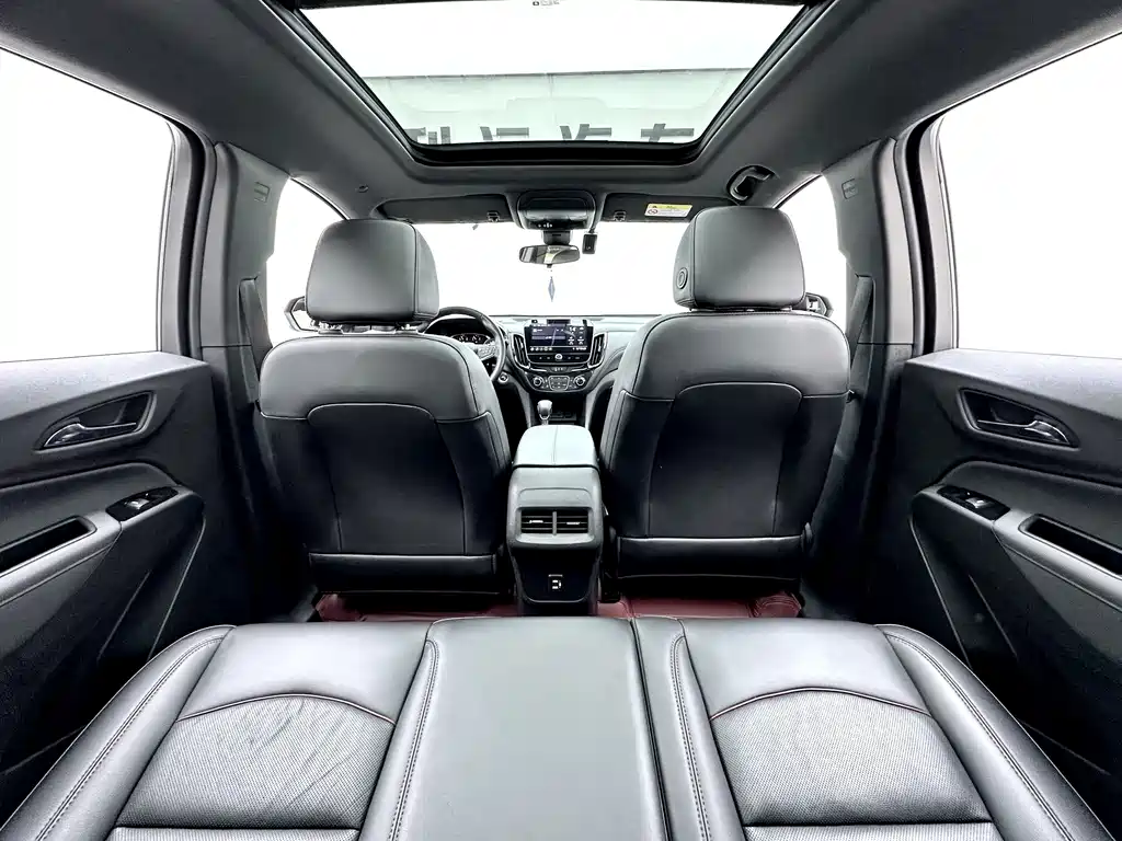 Chevrolet Equinox 2022 — фото 12