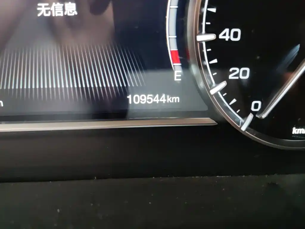GAC Trumpchi M6 2020 — фото 13
