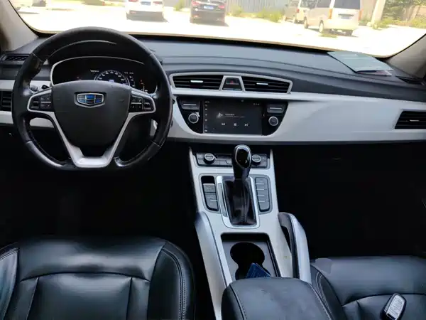 Geely Boyue 2018