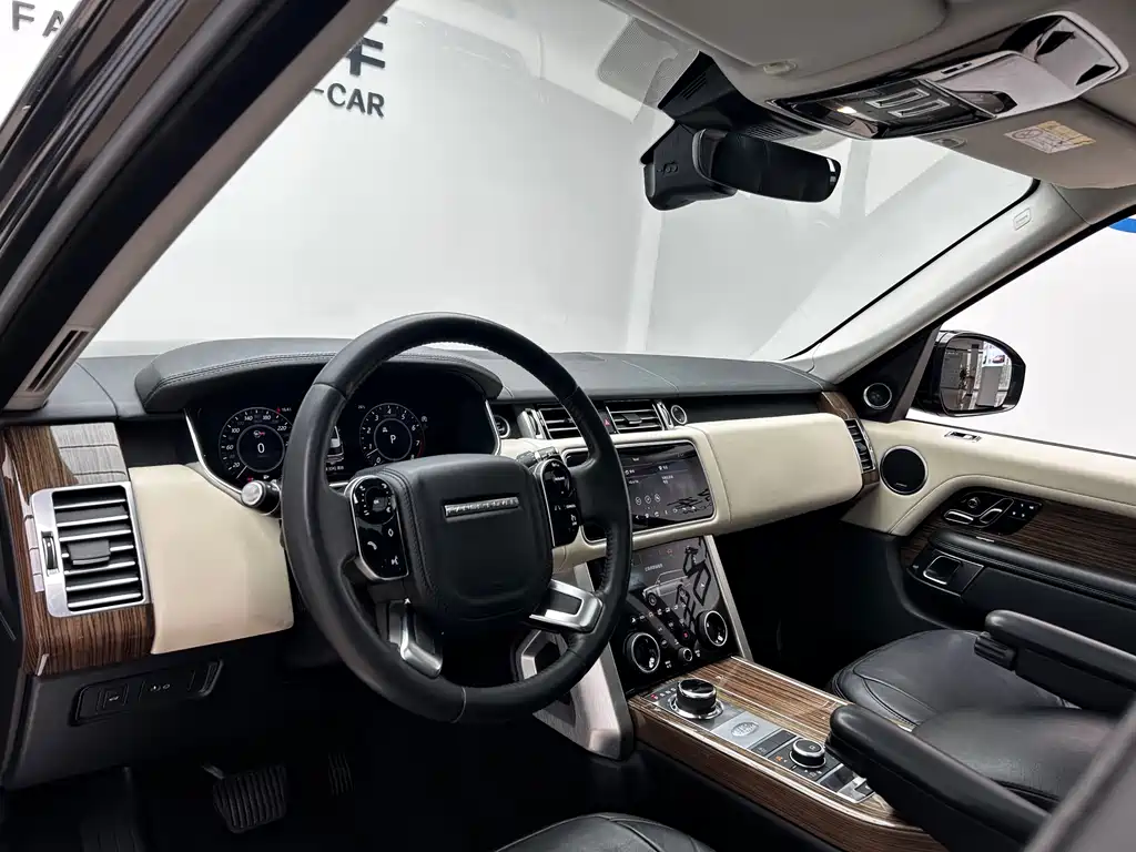 Land Rover Range Rover 2019 — фото 9