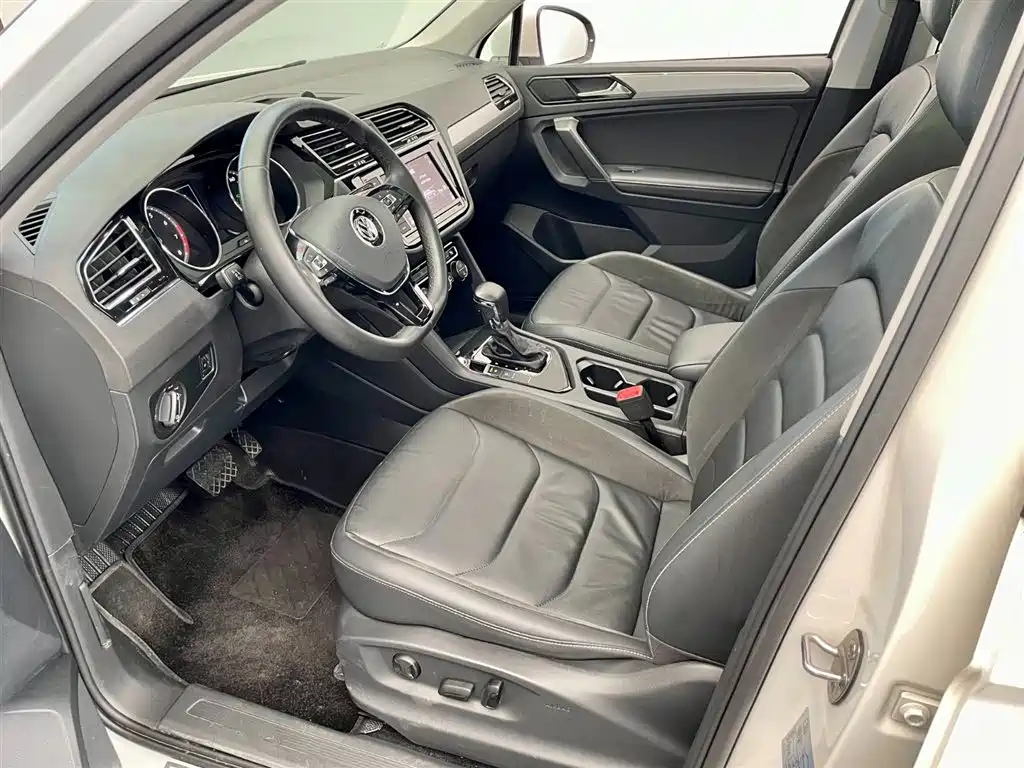 Volkswagen Tiguan L 2019 — фото 6