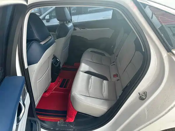 Geely Xingrui 2022