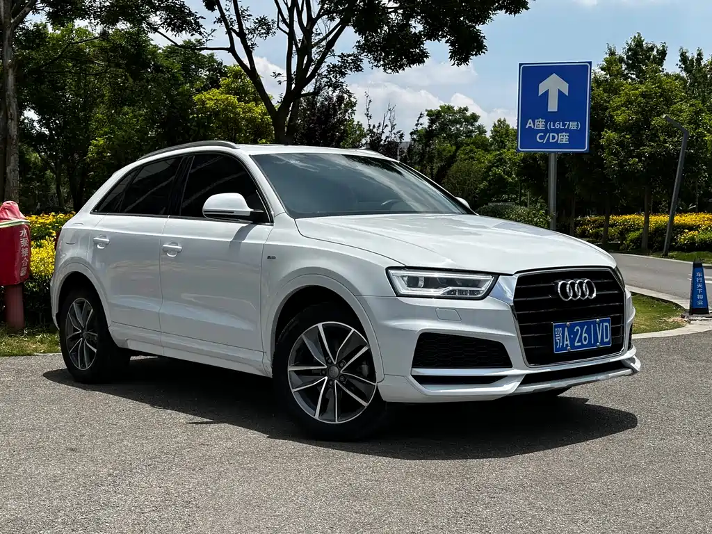 Audi Q3 2018 — фото 3