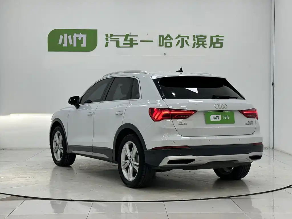 Audi Q3 2022 — фото 4