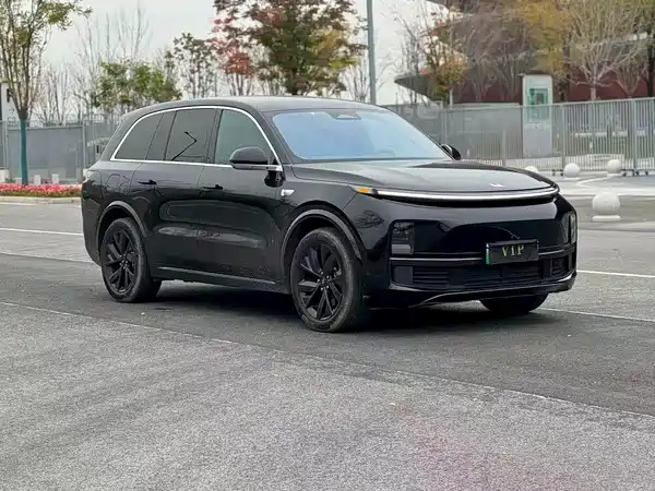 Li Auto L8 2024