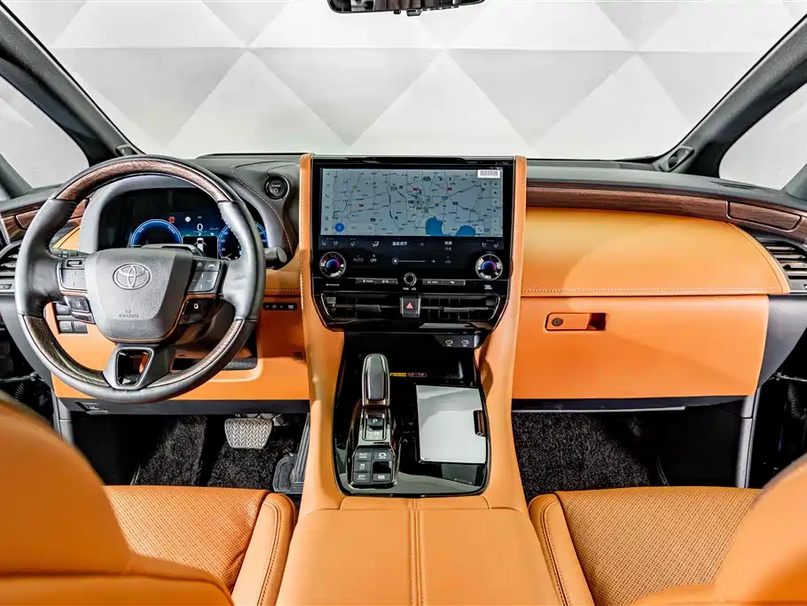 Toyota Alphard 2024 — фото 14