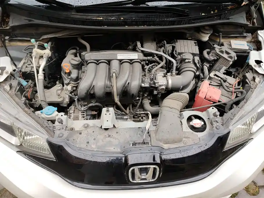 Honda Fit 2017 — фото 10