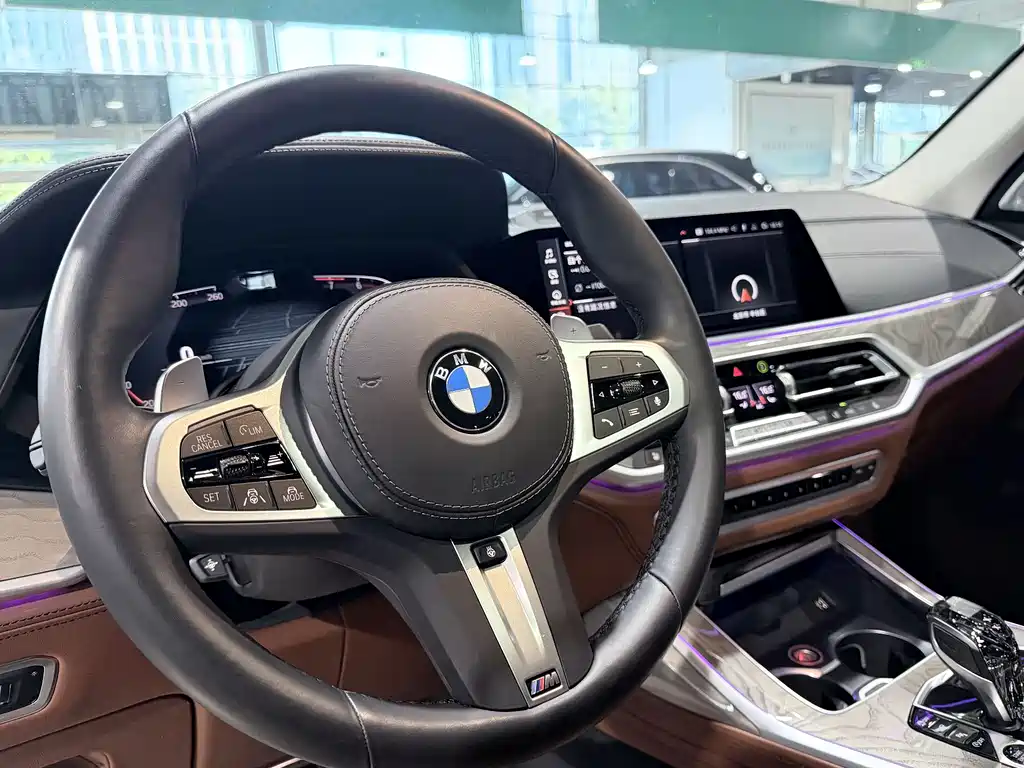 BMW X7 2023 — фото 10
