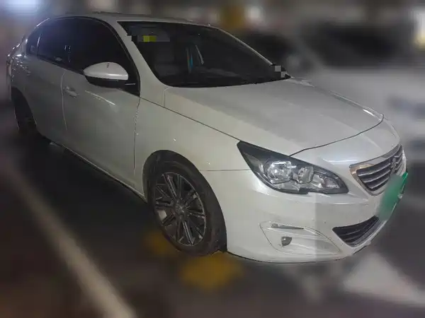 Peugeot 408 2015