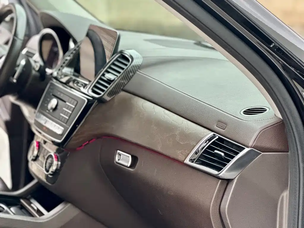 Mercedes-Benz GLS 2016 — фото 46