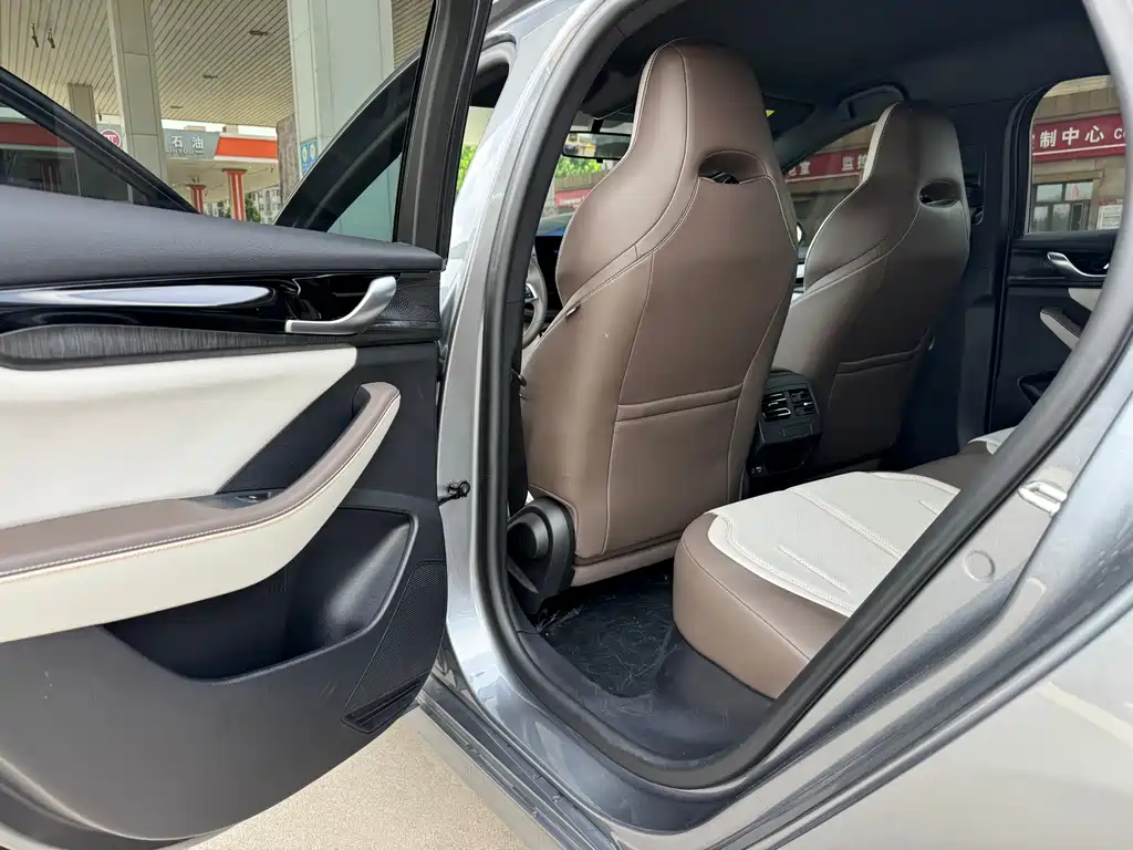 BYD Qin PLUS 2025 — фото 9