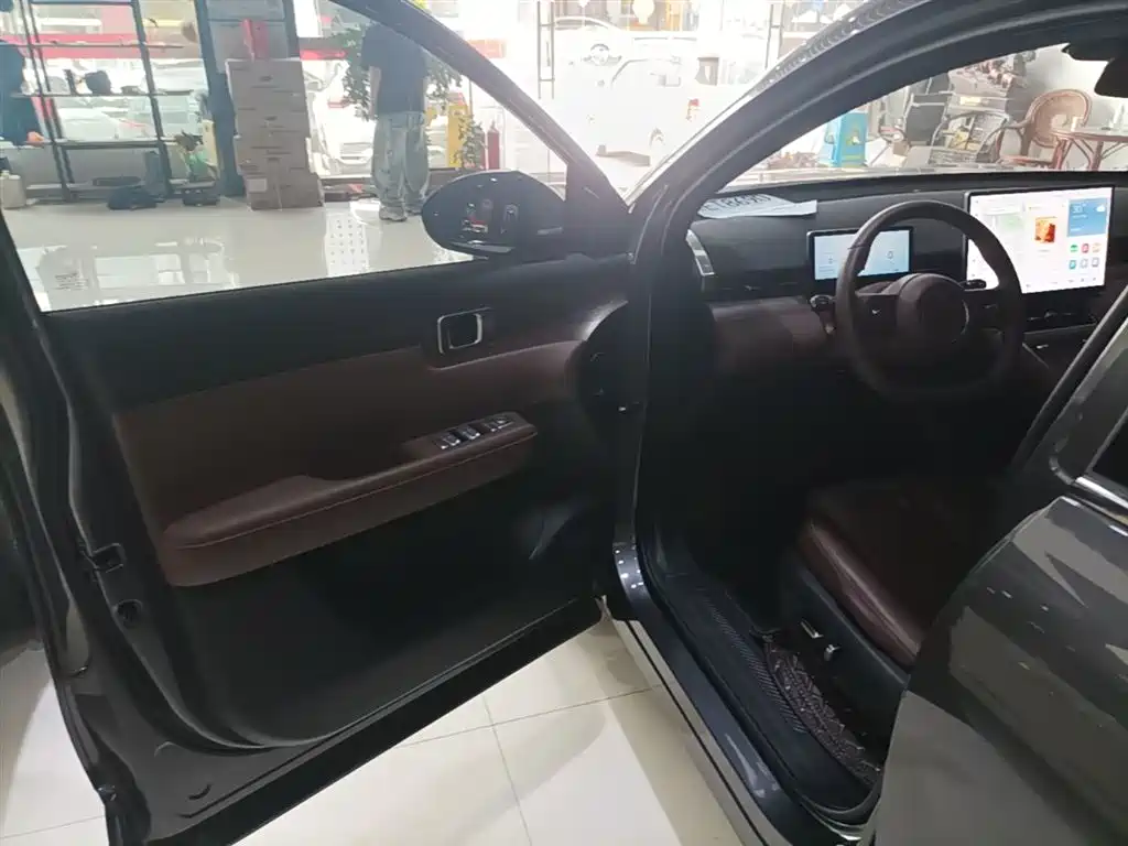 Wuling Xingguang S 2024 — фото 16