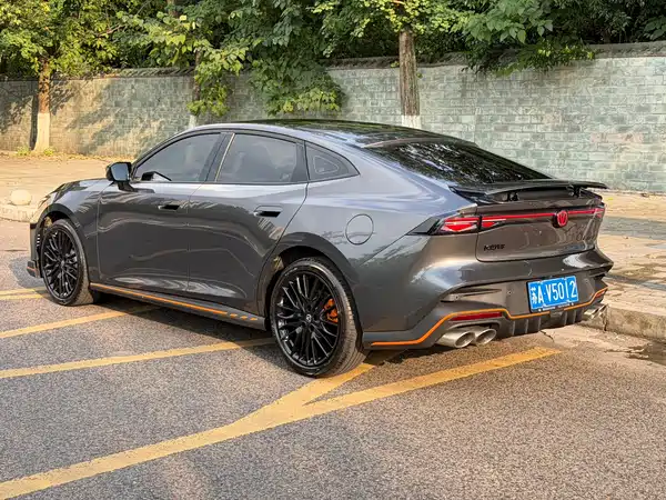 Changan UNI-V 2025