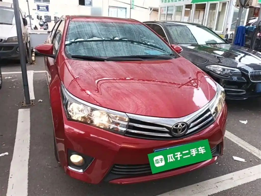 Toyota Corolla 2015 — фото 3