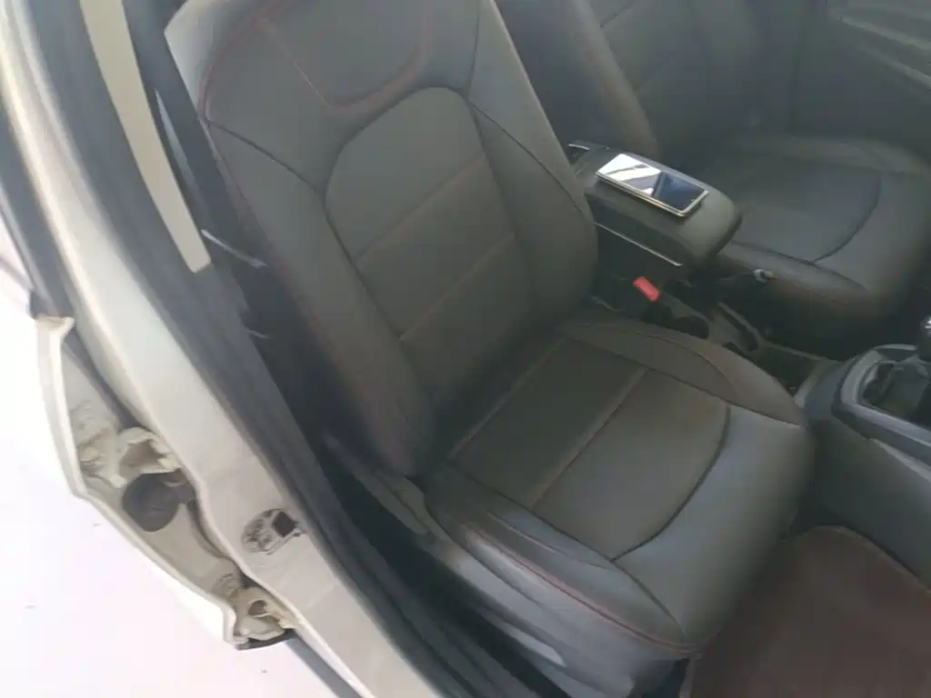 Ford EcoSport 2017 — фото 20