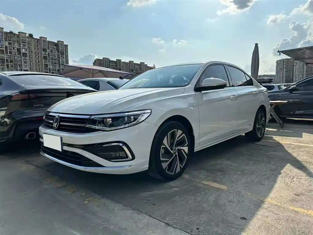 Volkswagen Bora 2024