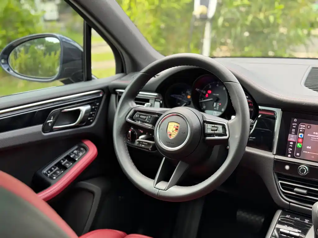Porsche Macan 2022 — фото 18