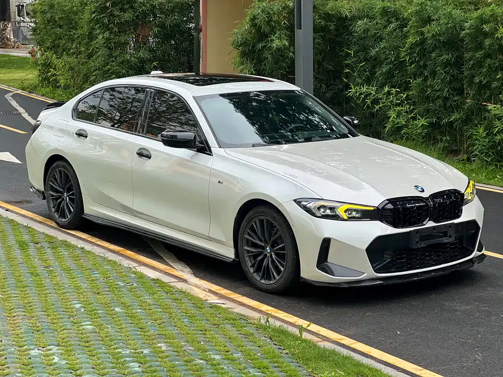 BMW 3 Series 2024
