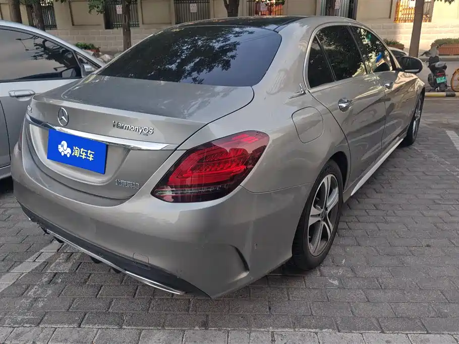 Mercedes-Benz C-Class 2019