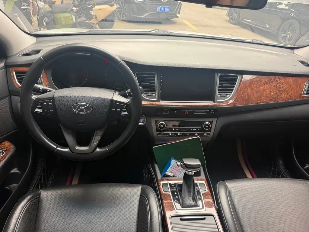 Hyundai Mistra 2015 — фото 5