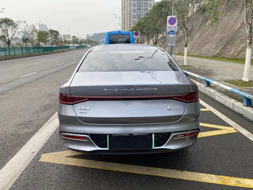 BYD Qin PLUS 2022 — фото 8