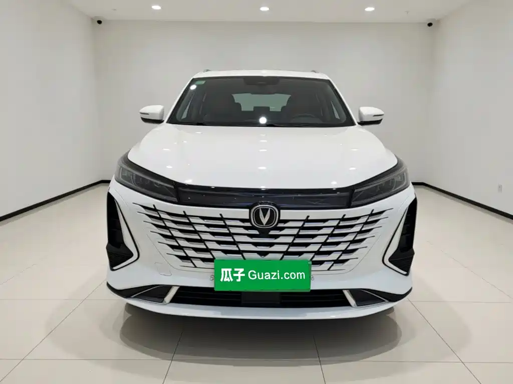 Changan CS75PLUS 2023 — фото 3