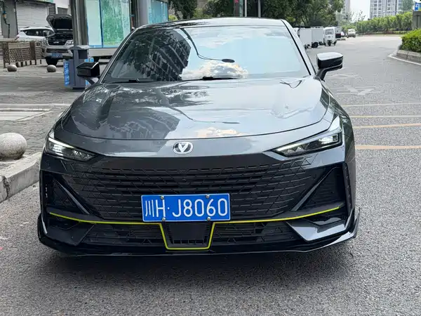 Changan UNI-V 2022