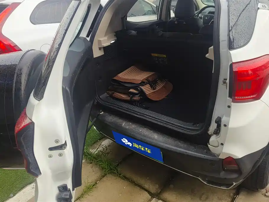 BYD Yuan EV 2019