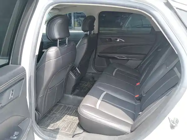 Ford Taurus 2017