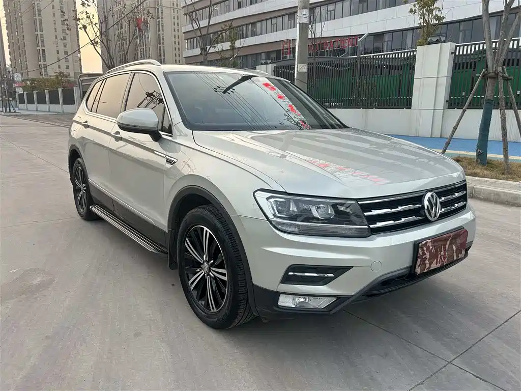 Volkswagen Tiguan L 2020 — фото 2