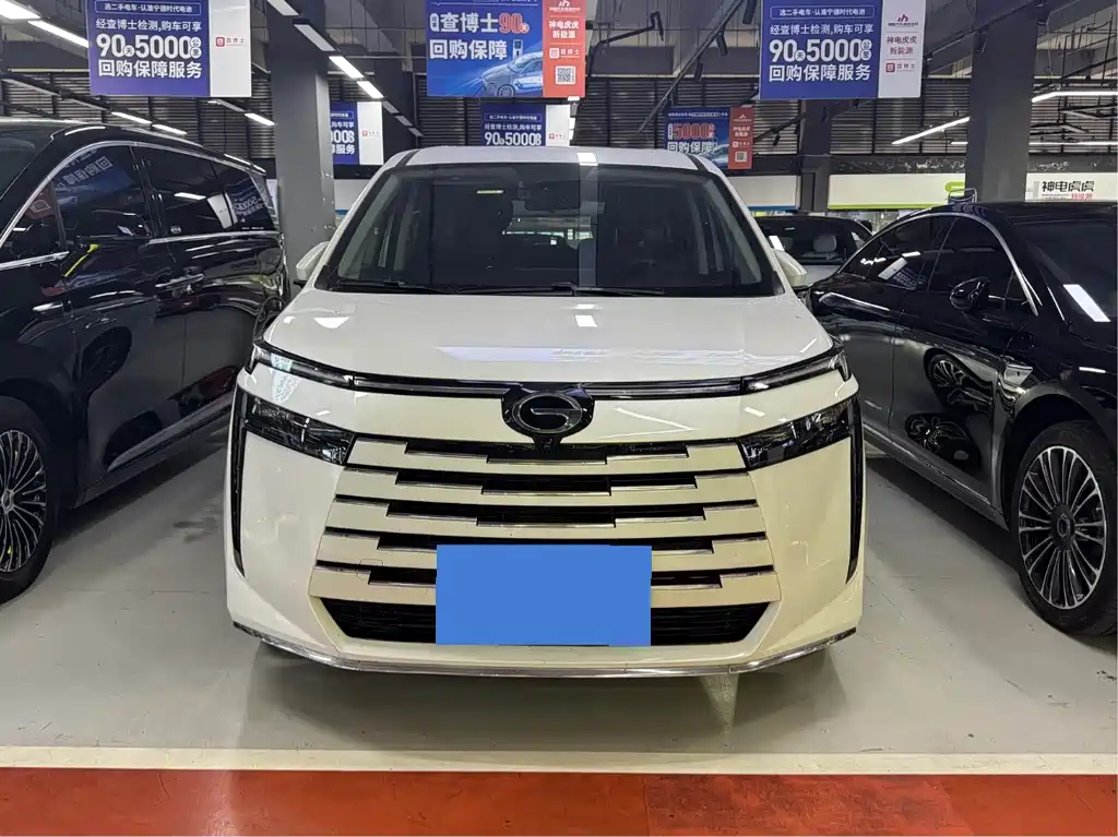 GAC Motor E8 PHEV 2025