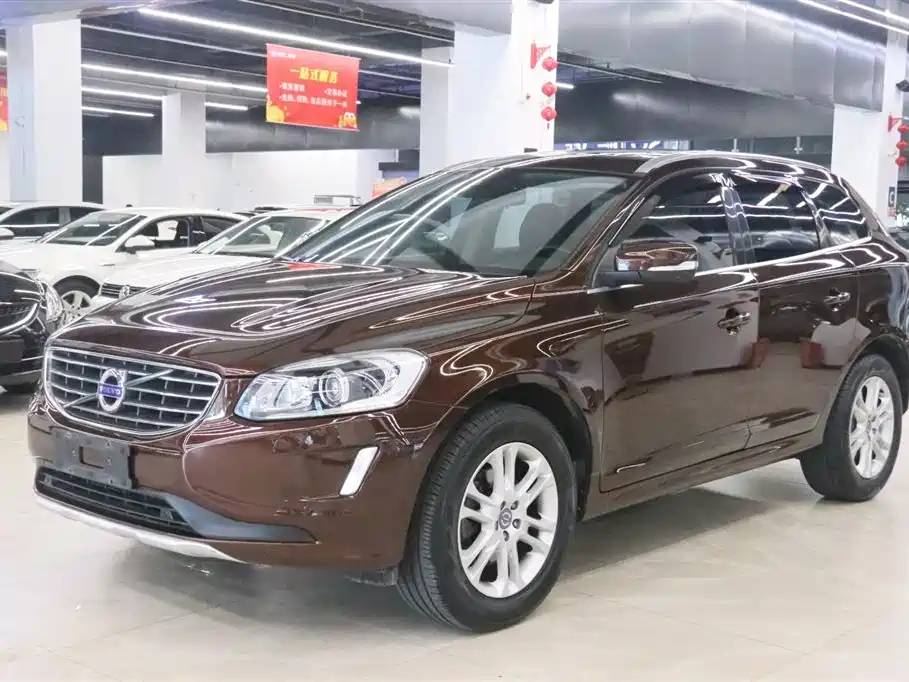 Volvo XC60 2016 — фото 1