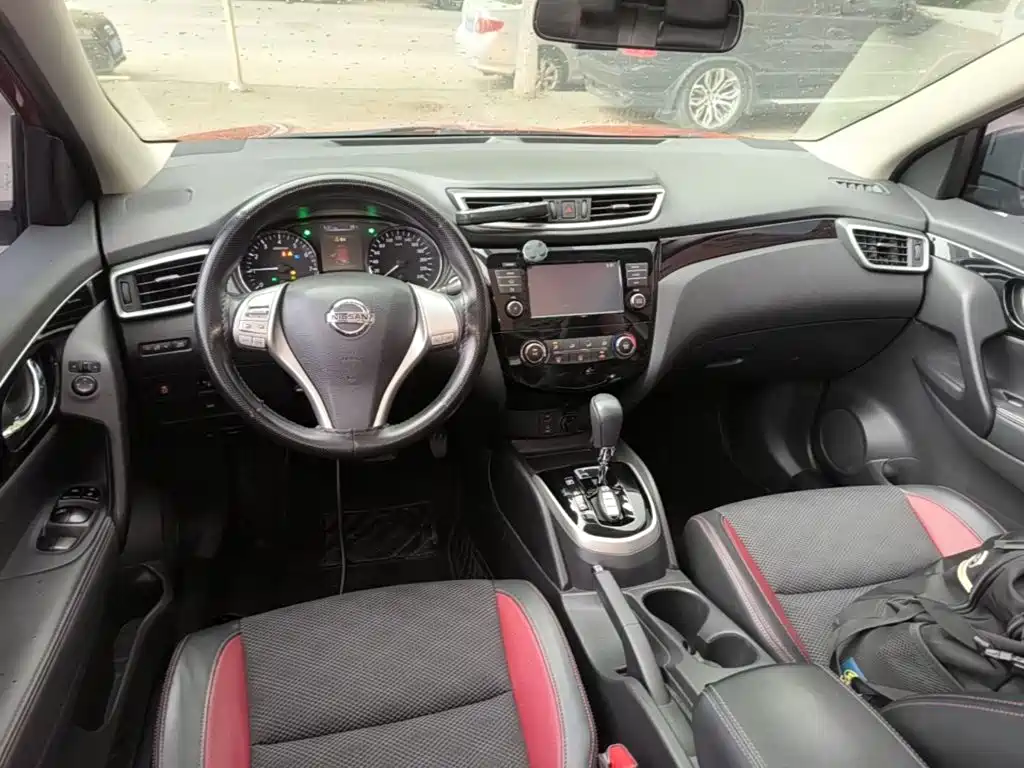 Nissan Qashqai 2017 — фото 10
