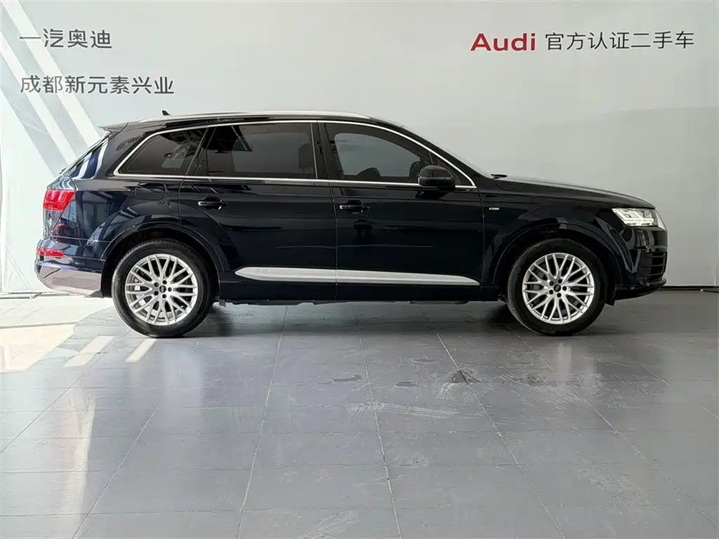 Audi Q7 2018 — фото 3