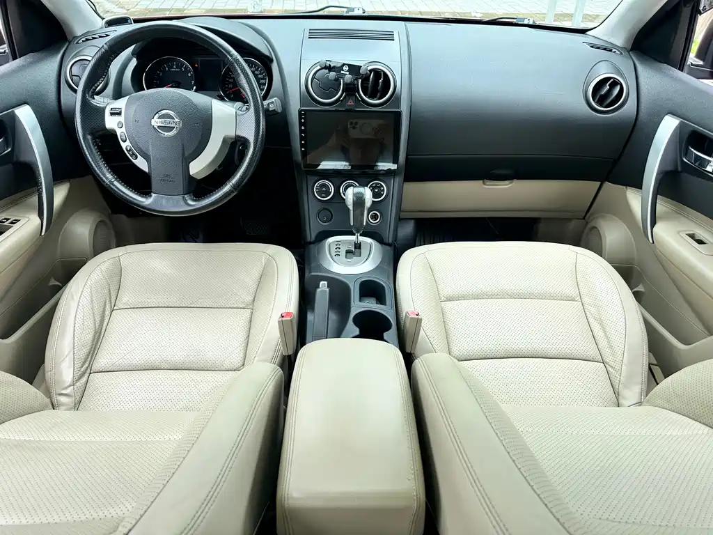 Nissan Qashqai 2011 — фото 36