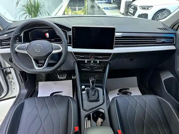 Volkswagen Tiguan L 2025