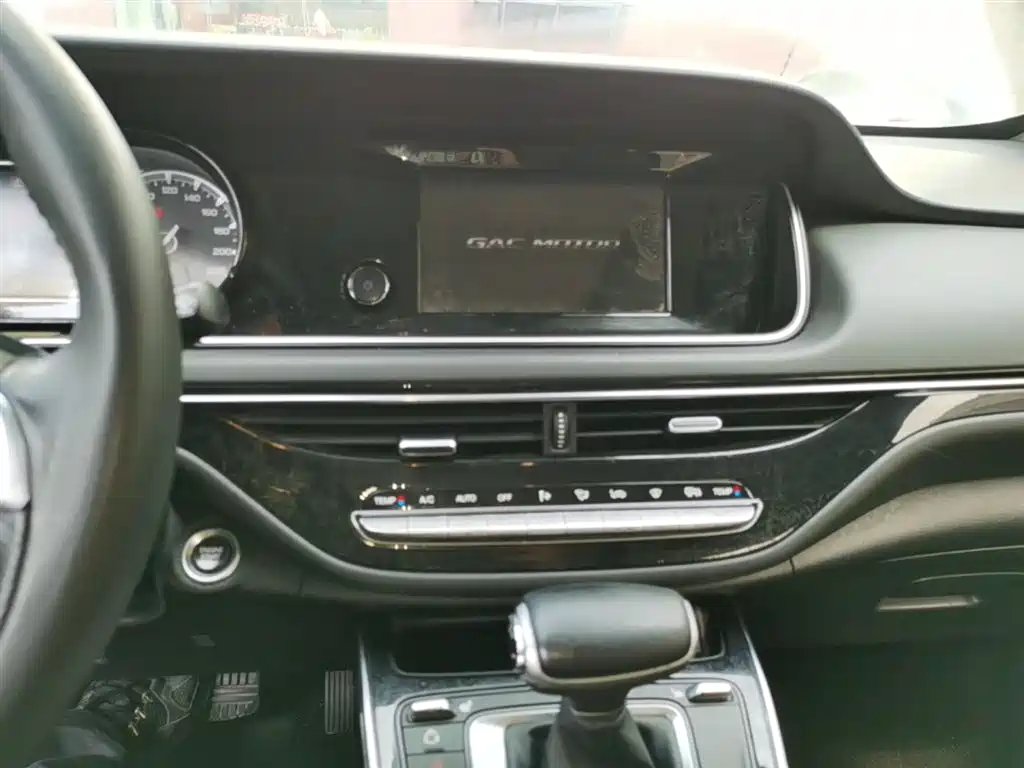 GAC Motor Trumpchi M6 2020 — фото 13