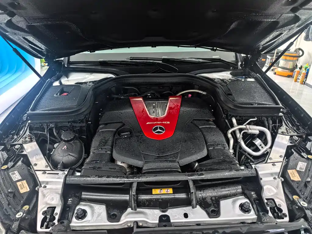 Mercedes-Benz GLC AMG 2021 — фото 15