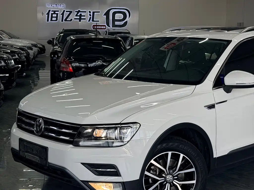 Volkswagen Tiguan L 2019 — фото 2